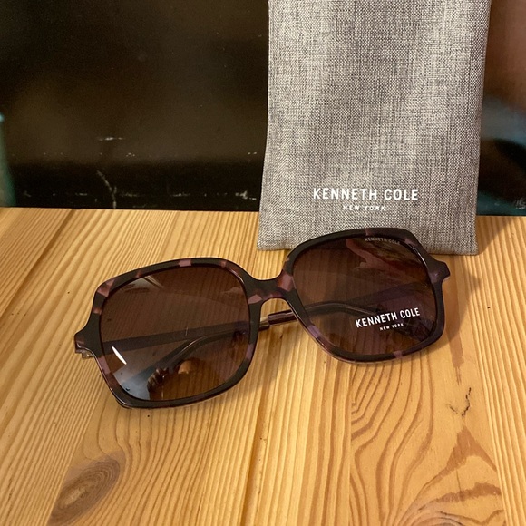 Keneth Cole Sunglasses 🆕 - Picture 1 of 1